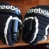 Перчатки хоккейные фирмы Reebok